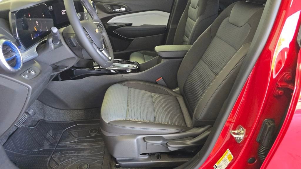 New 2026 Chevrolet Trax LT SUV