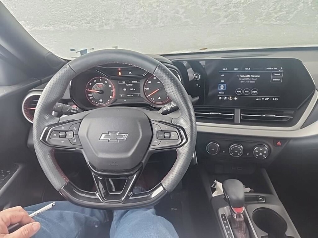 Used 2024 Chevrolet Trax 1RS SUV