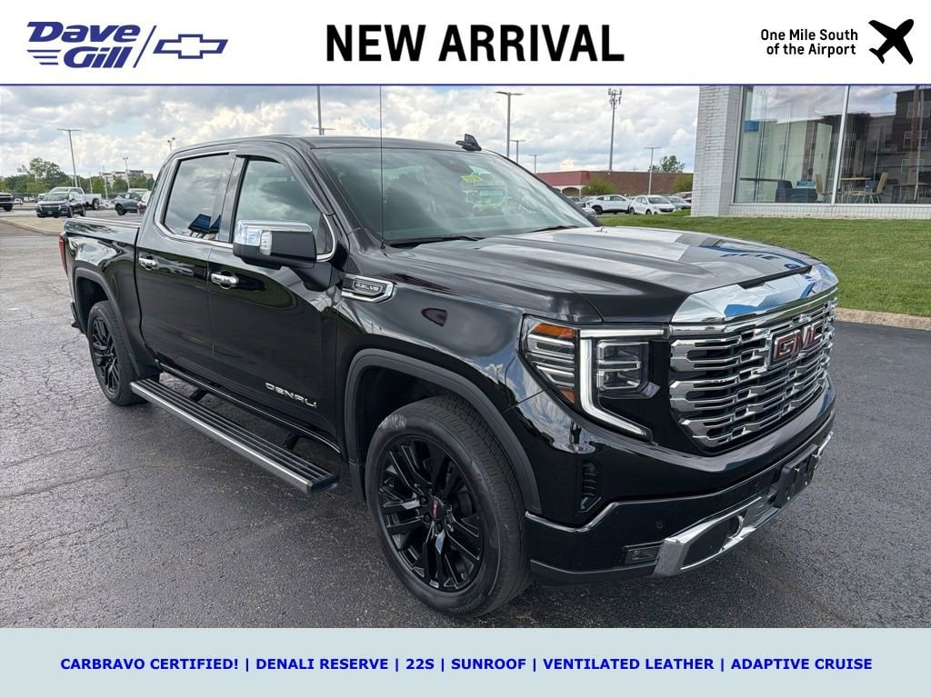 2023 GMC Sierra Denali 4WD Crew Cab Short Box's photo