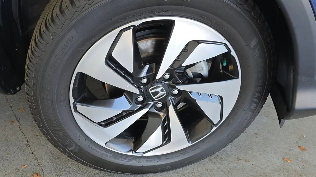 2016 Honda CR-V Touring photo 4