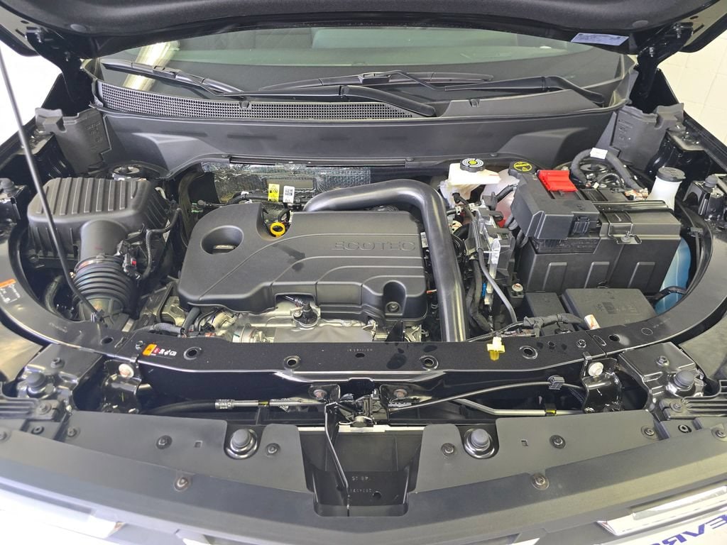 2027 Chevrolet Equinox LT - Photo 31