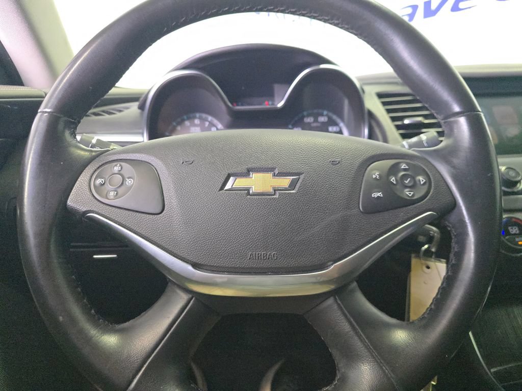 1G1105S30HU116224