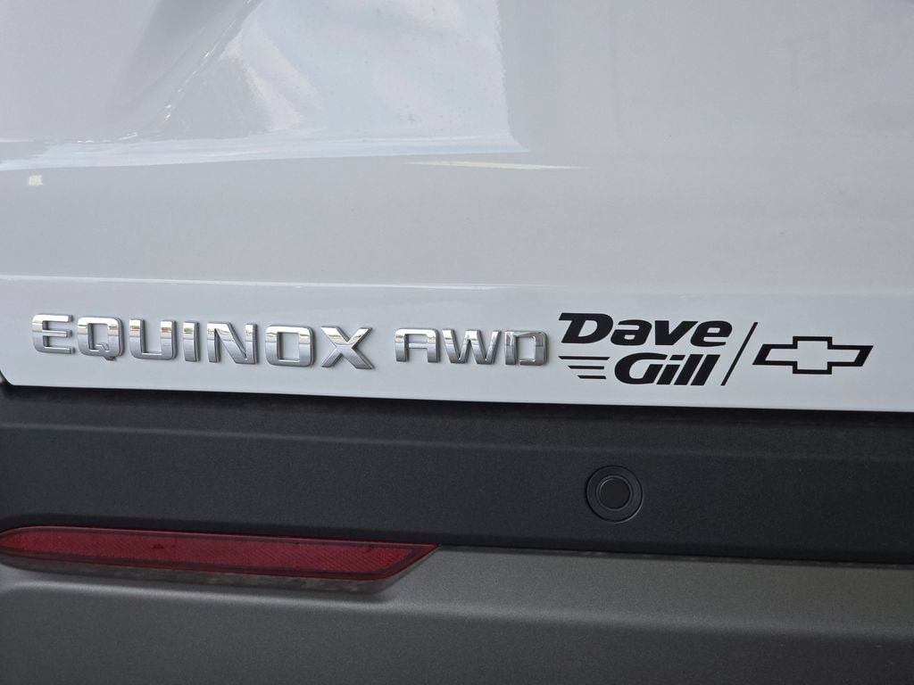 2027 Chevrolet Equinox LT - Photo 9