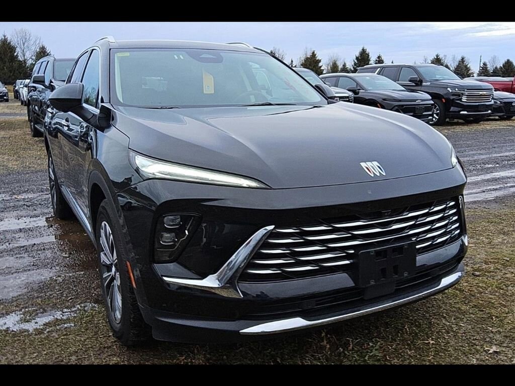 Used 2025 Buick Envision Preferred SUV