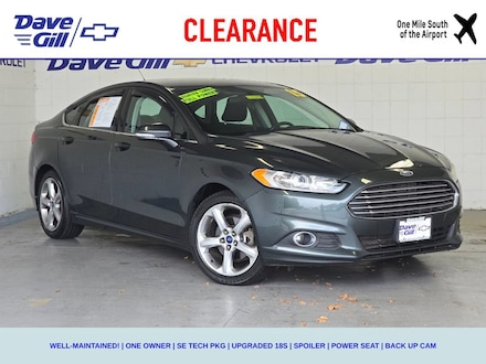 2015 Ford Fusion SE Sedan
