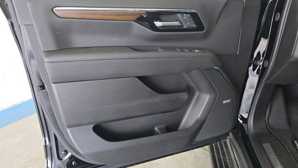 2026 Chevrolet Tahoe High Country - Photo 24