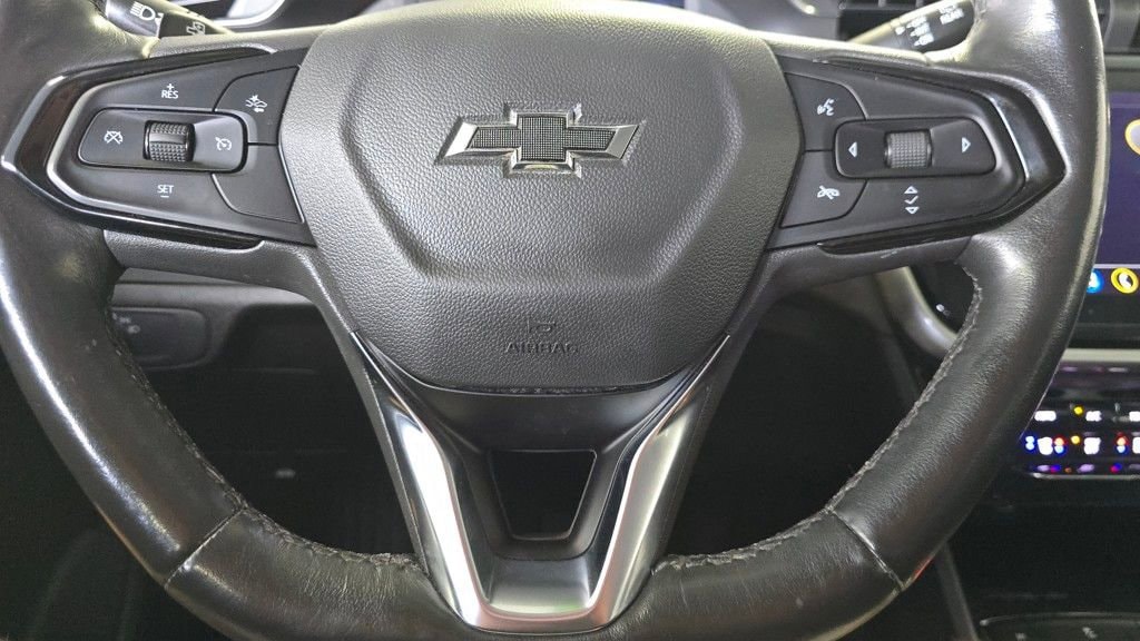 Used 2023 Chevrolet Bolt EUV LT with VIN 1G1FY6S09P4122998 for sale in Columbus, OH