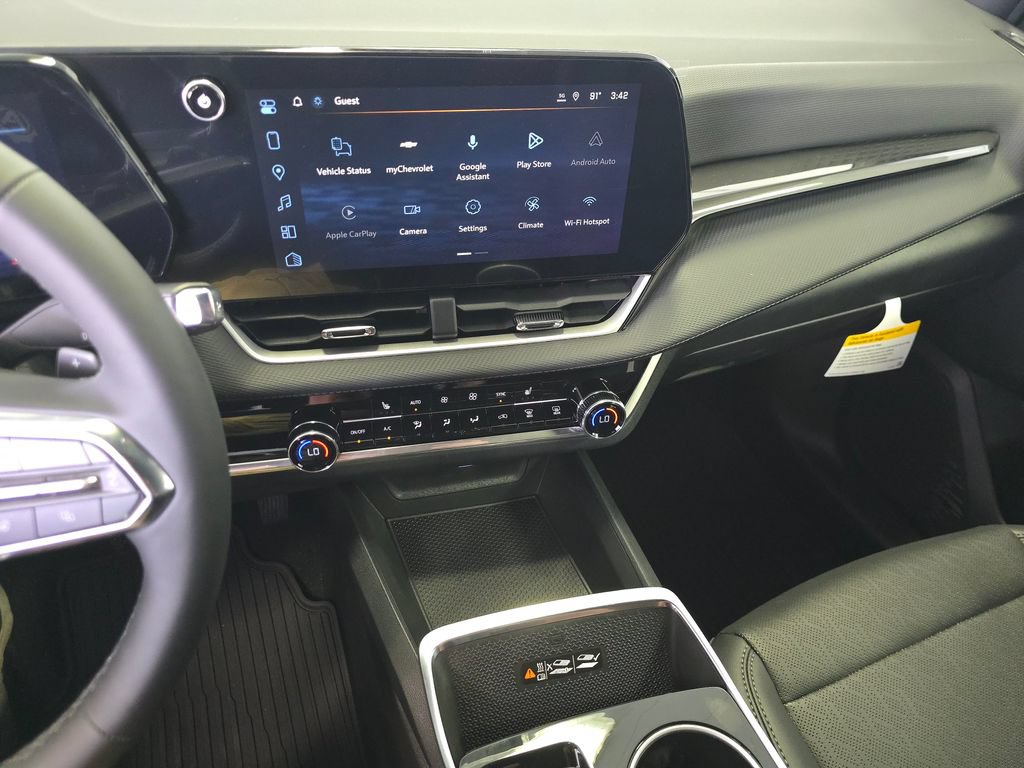 2027 Chevrolet Equinox LT - Photo 24