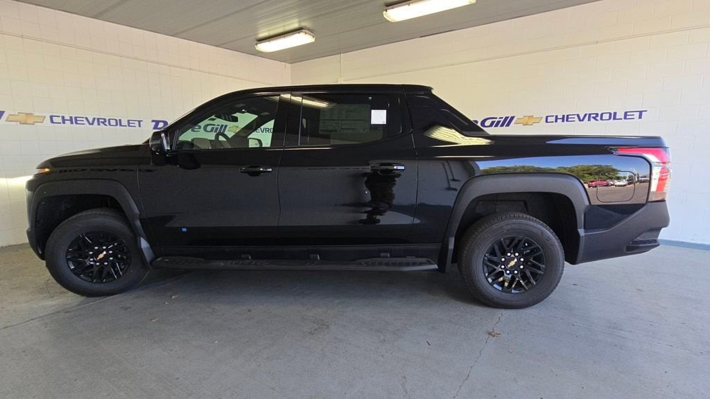2026 Chevrolet Silverado EV LT - Photo 12