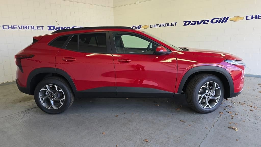 New 2026 Chevrolet Trax LT SUV