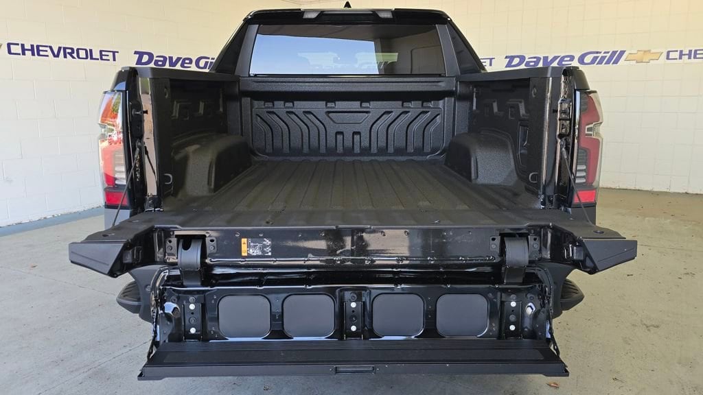 2026 Chevrolet Silverado EV LT - Photo 18