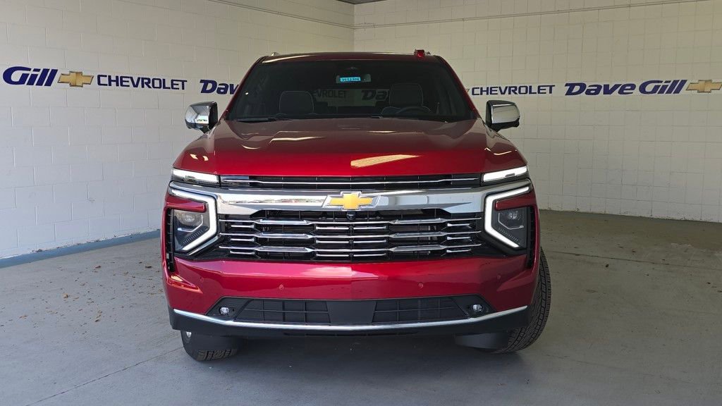 2025 Chevrolet Suburban Premier photo 4