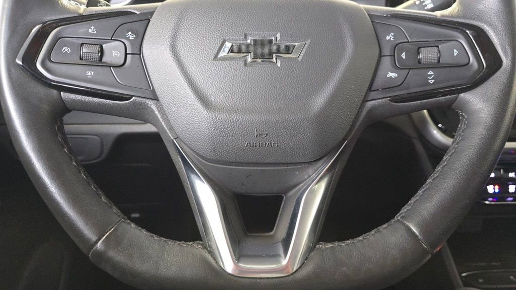 Used 2022 Chevrolet Bolt EUV LT with VIN 1G1FY6S00N4134101 for sale in Columbus, OH