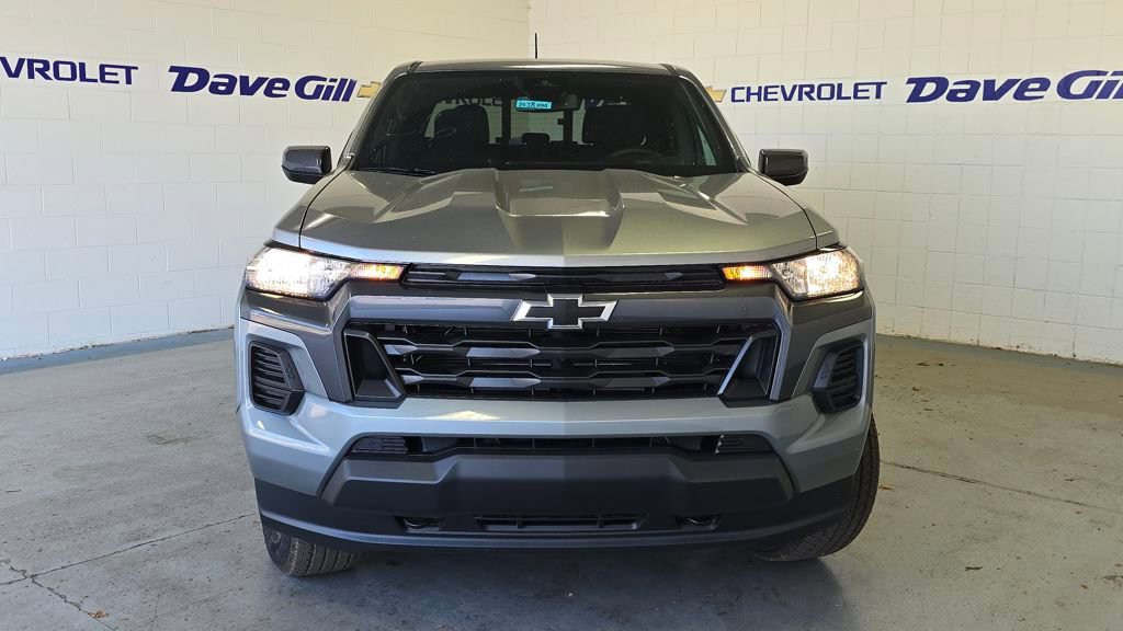 2026 Chevrolet Colorado LT photo 3