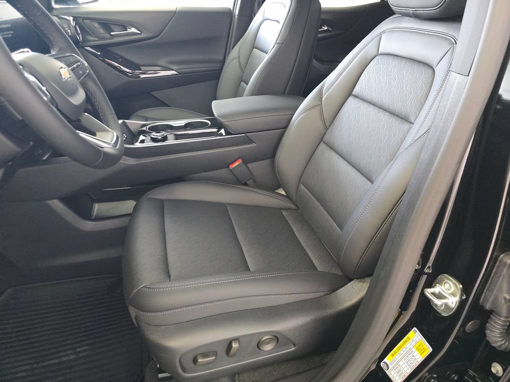 2027 Chevrolet Equinox LT - Photo 21