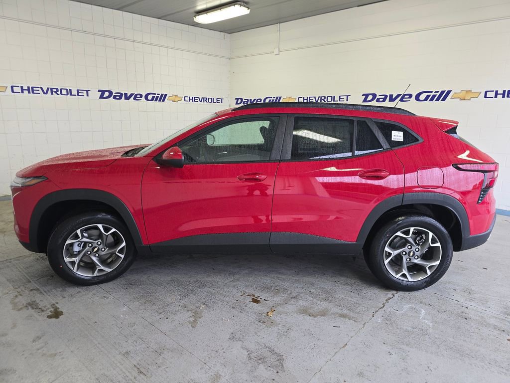 2026 Chevrolet Trax LT - Photo 12