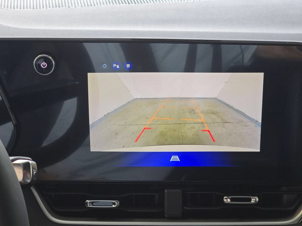 2027 Chevrolet Equinox LT - Photo 26