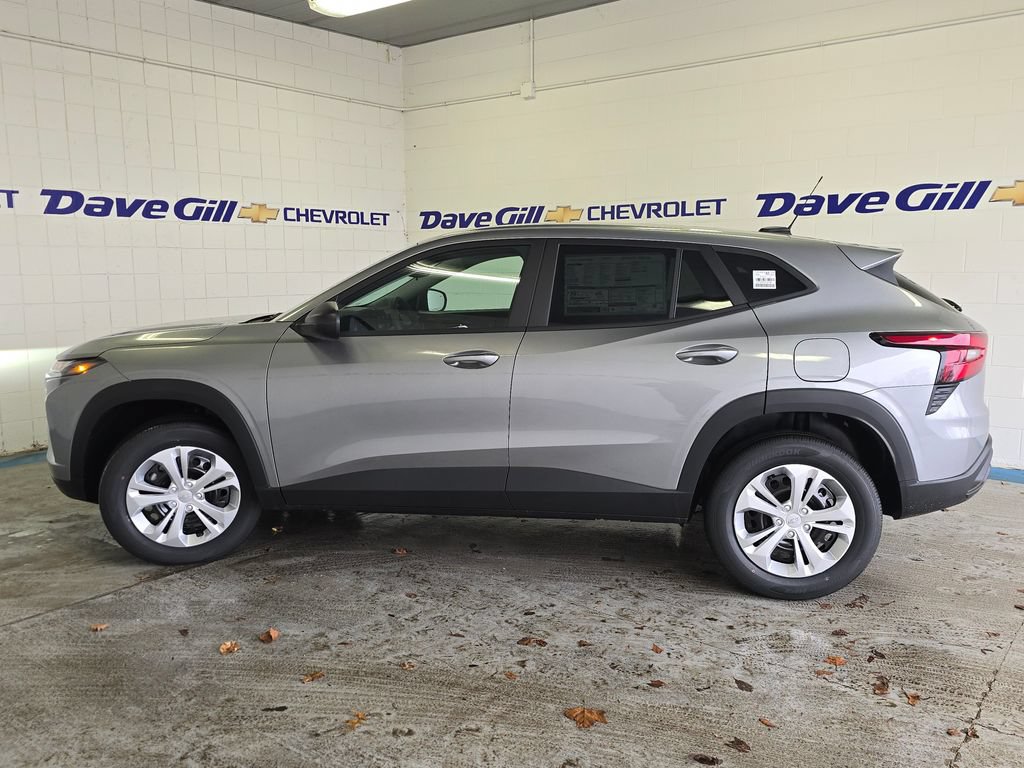 2026 Chevrolet Trax LS - Photo 10