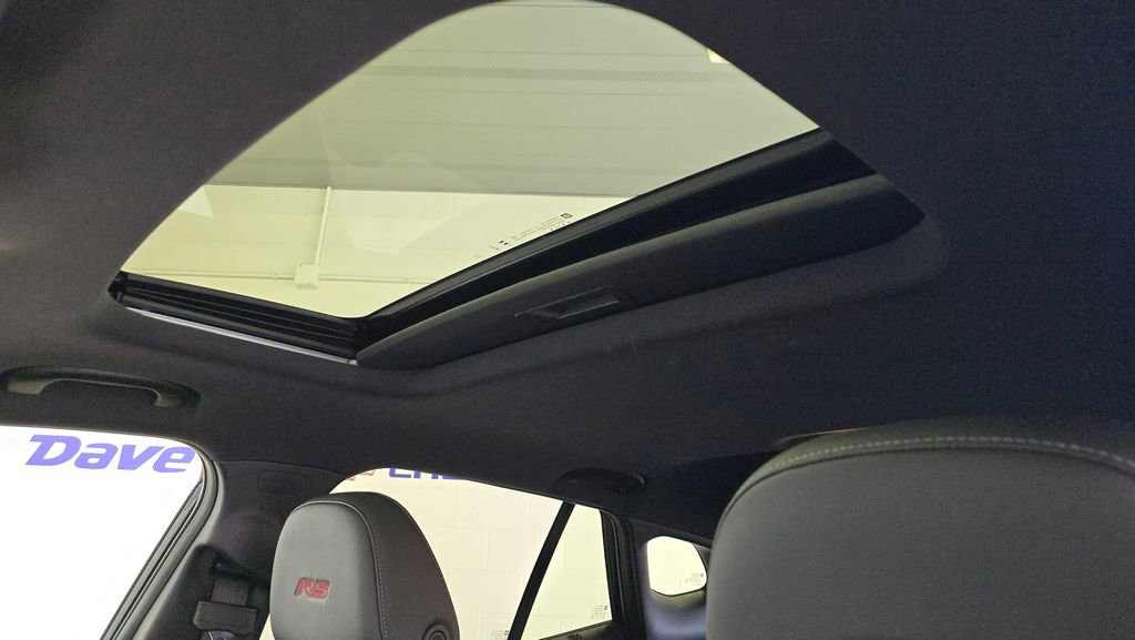 2025 Chevrolet Trax photo 2