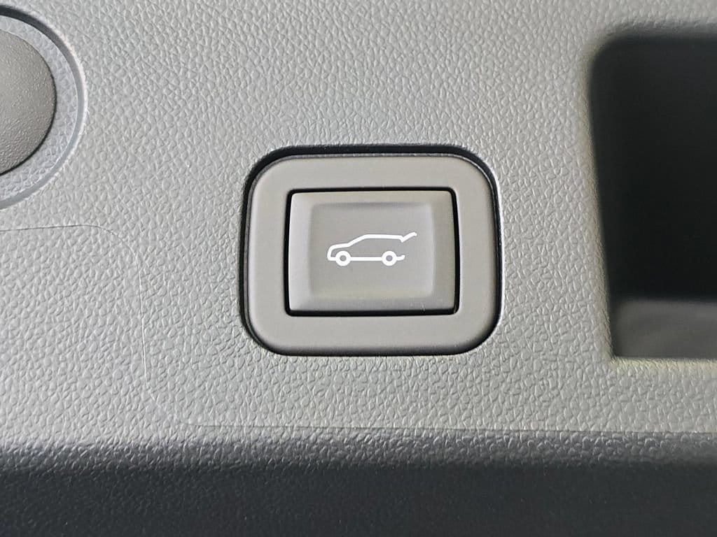 2027 Chevrolet Equinox LT - Photo 16