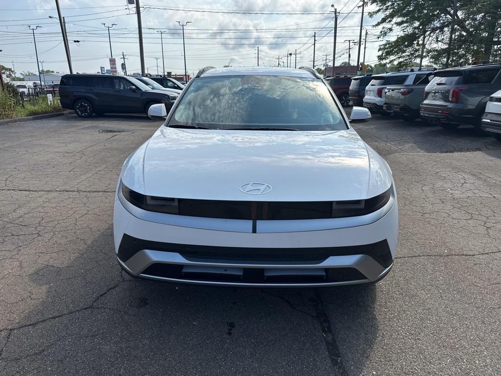 2025 Hyundai Ioniq 5 SEL photo 2
