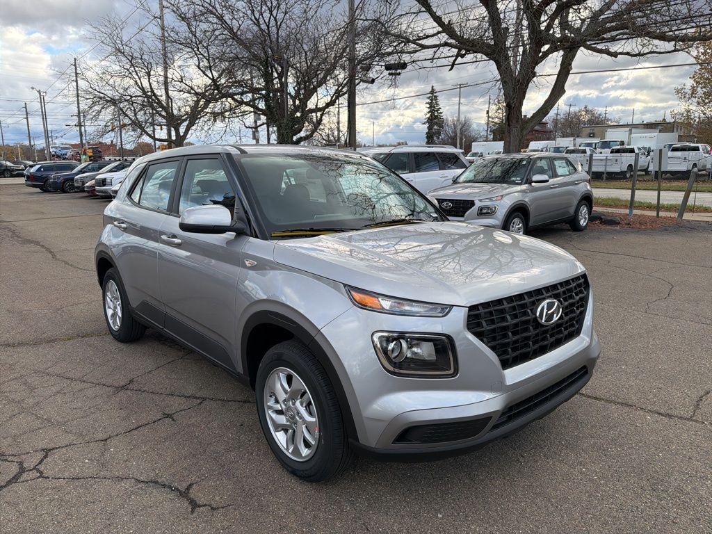 2026 Hyundai Venue SE