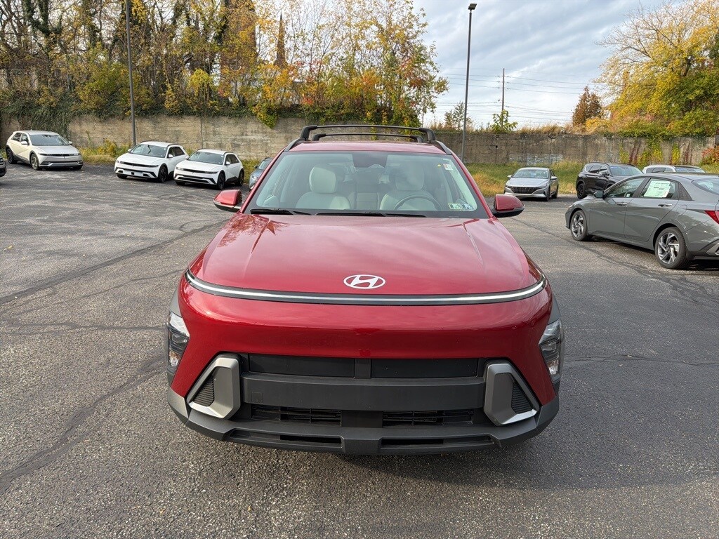 2024 Hyundai Kona SEL photo 2