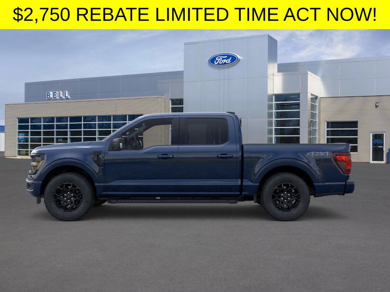 2025 Ford F-150 XLT photo 3