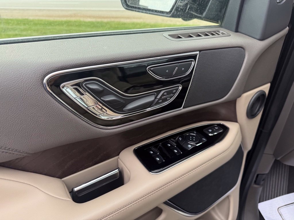 2023 Lincoln Navigator Reserve - Photo 25
