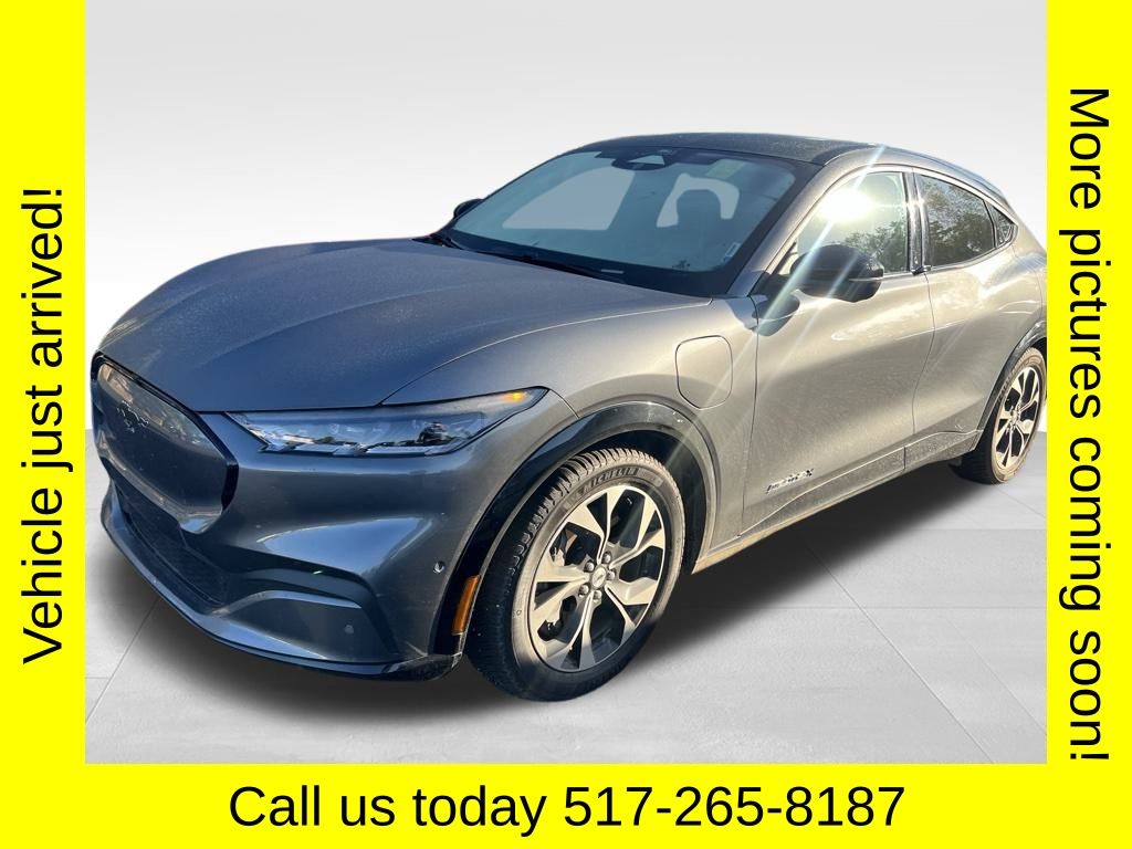 2021 Ford Mustang Mach-E Premium photo 2