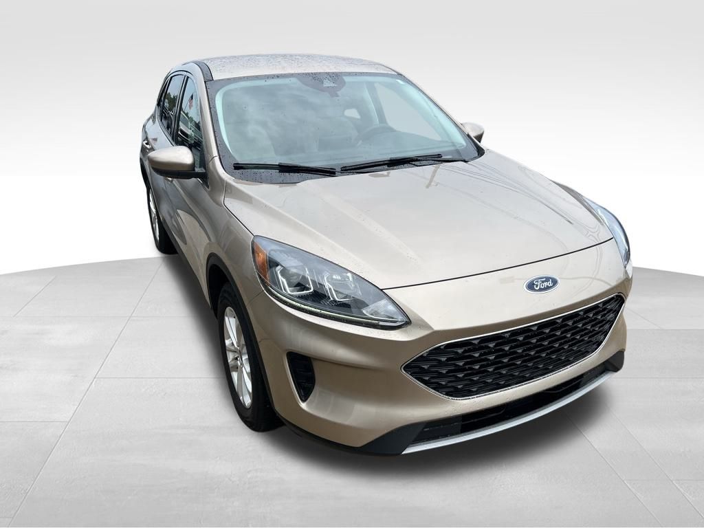 2021 Ford Escape SE photo 2