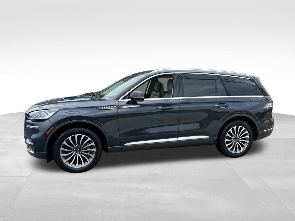 2023 Lincoln Aviator Reserve photo 3