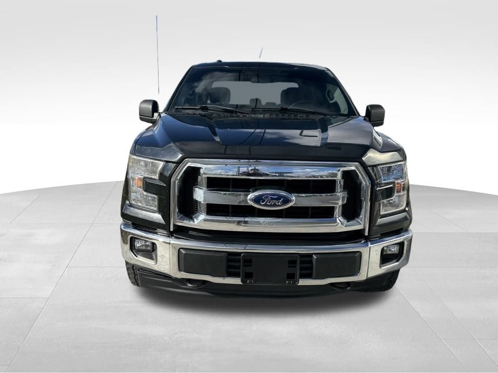 2015 Ford F-150 XLT photo 3