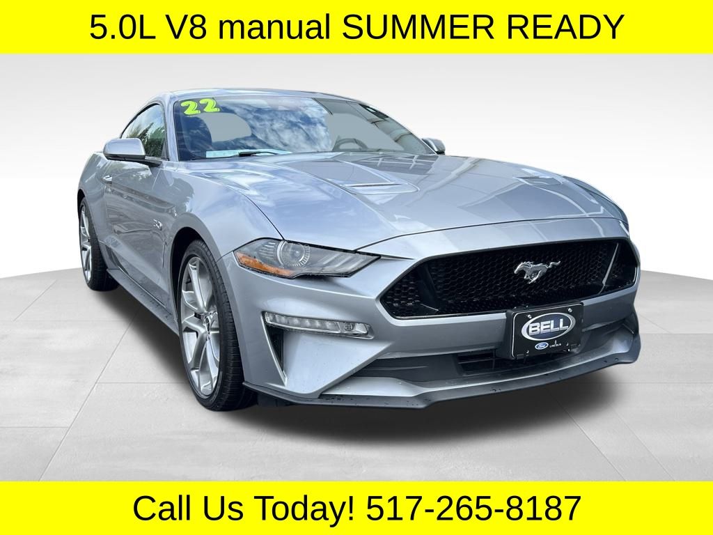 2022 Ford Mustang Coupe 