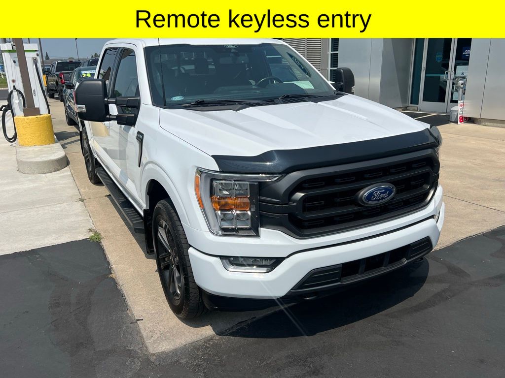 2022 Ford F-150 XLT photo 2