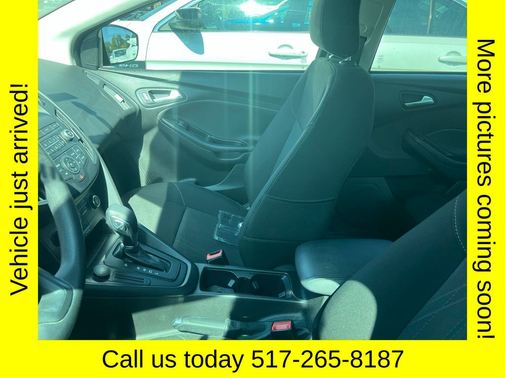 2018 Ford Focus SE photo 3