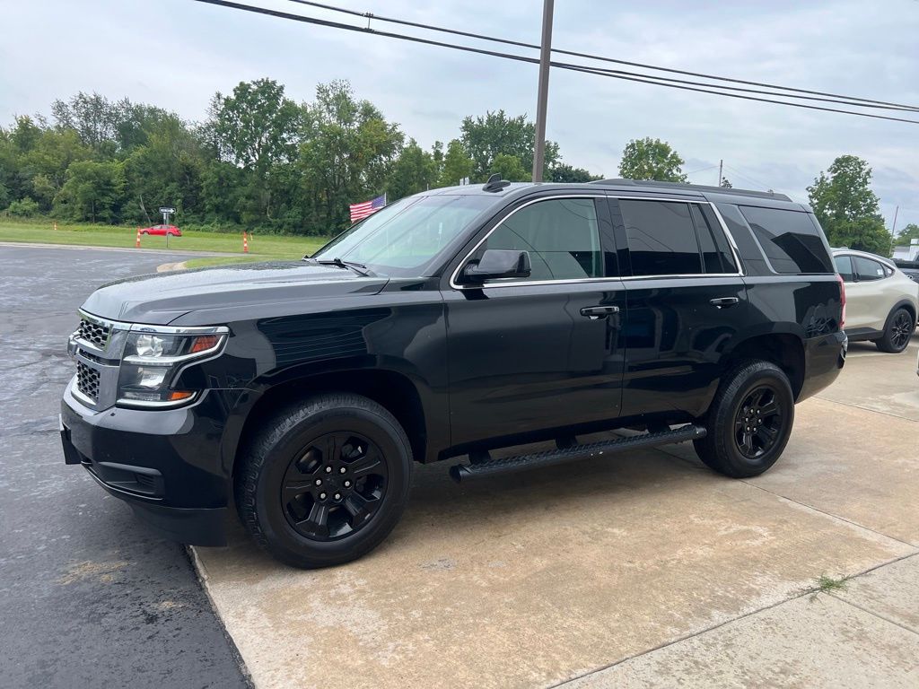 2019 Chevrolet Tahoe LS photo 2