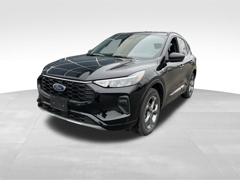 2024 Ford Escape ST-Line photo 4