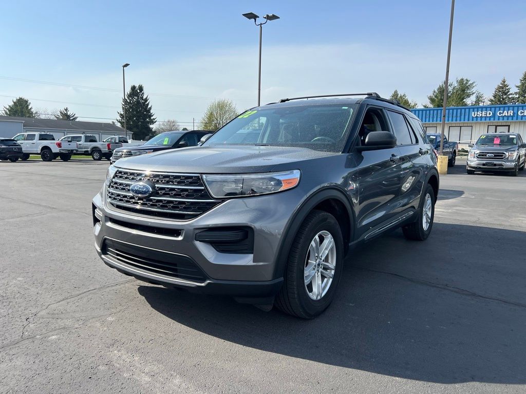 2022 Ford Explorer XLT photo 3