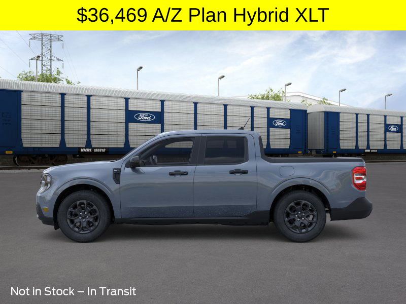 2025 Ford Maverick XLT photo 3
