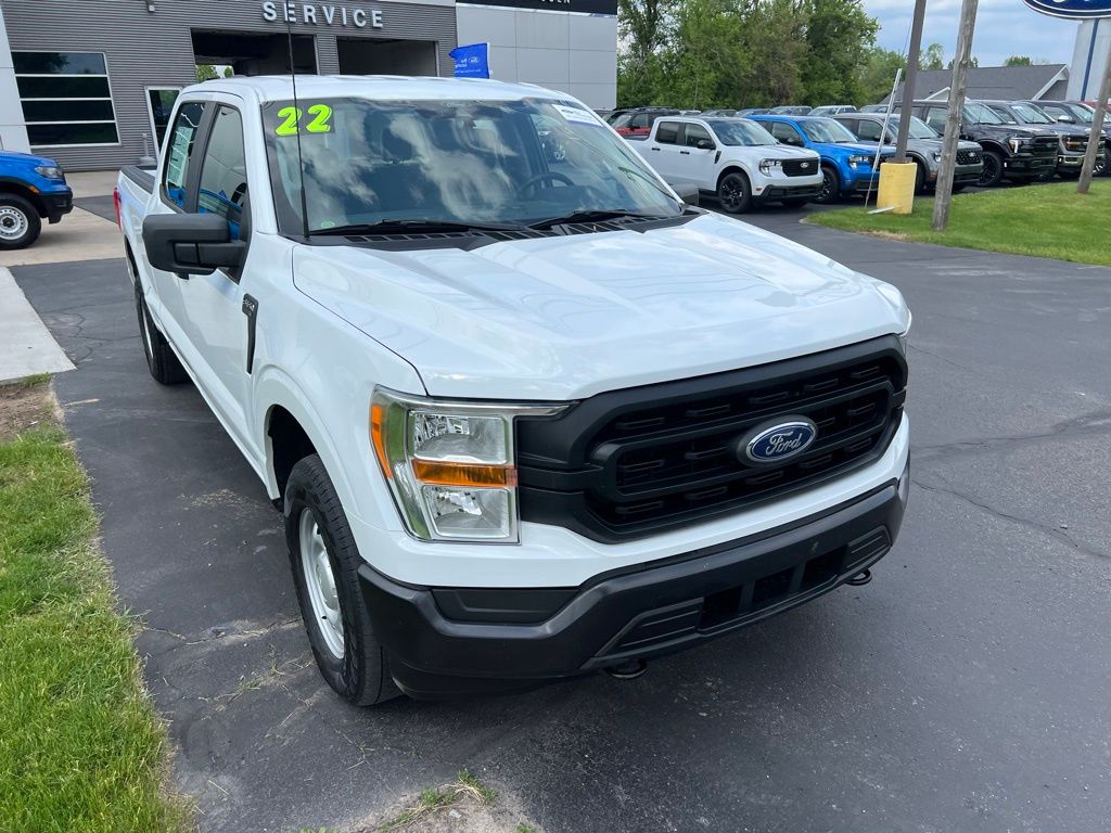 2022 Ford F-150 XL photo 3