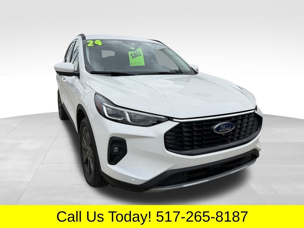 Used 2024 Ford Escape Platinum SUV