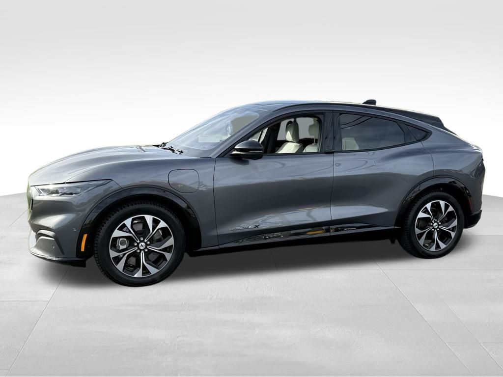2021 Ford Mustang Mach-E Premium photo 3