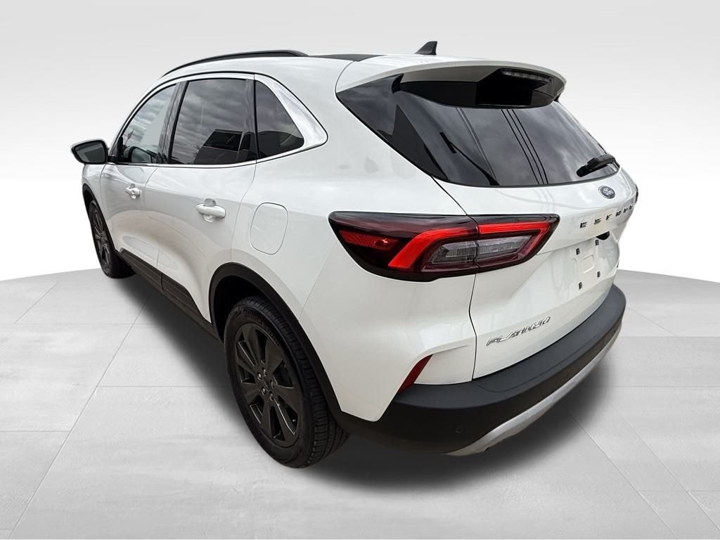 Used 2024 Ford Escape Platinum SUV