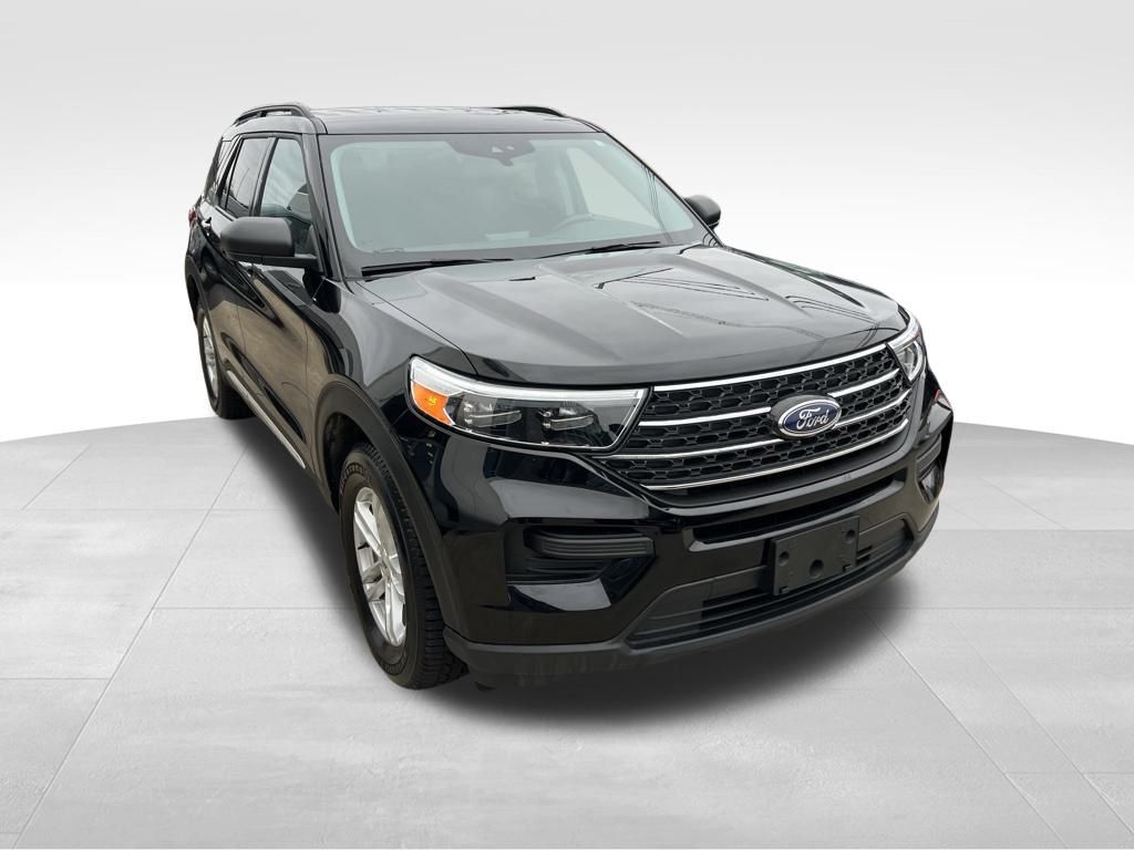 Used 2023 Ford Explorer XLT with VIN 1FMSK8DH5PGA67613 for sale in Adrian, MI