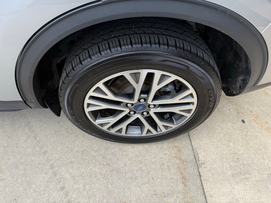 2021 Ford Escape SEL - Photo 17