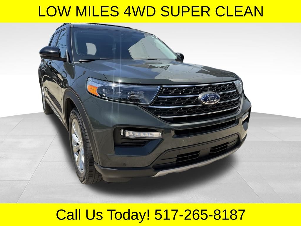 2024 Ford Explorer XLT 4WD's photo