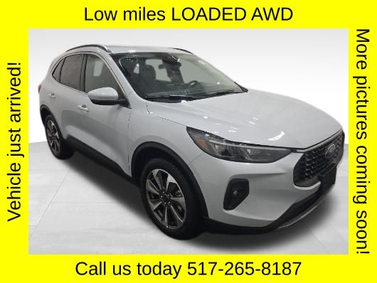 2025 Ford Escape Platinum