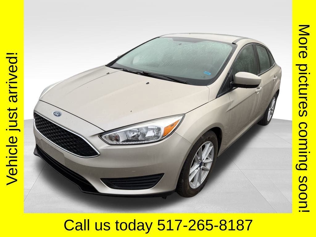 2018 Ford Focus SE photo 2