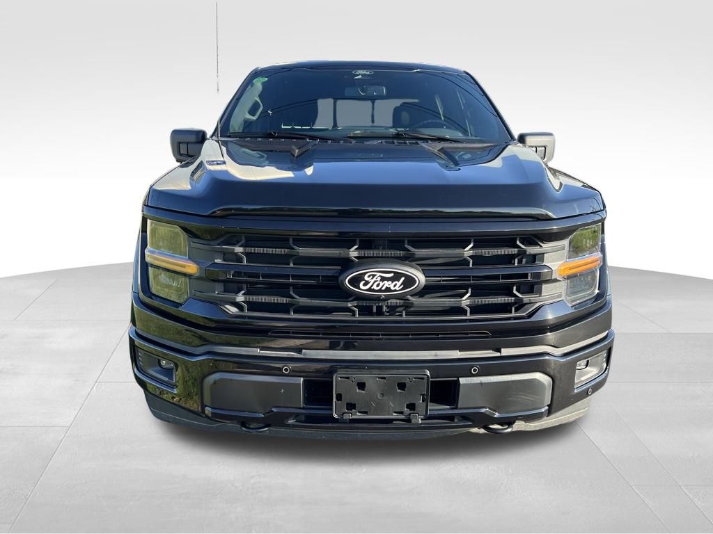 2024 Ford F-150 XLT photo 3